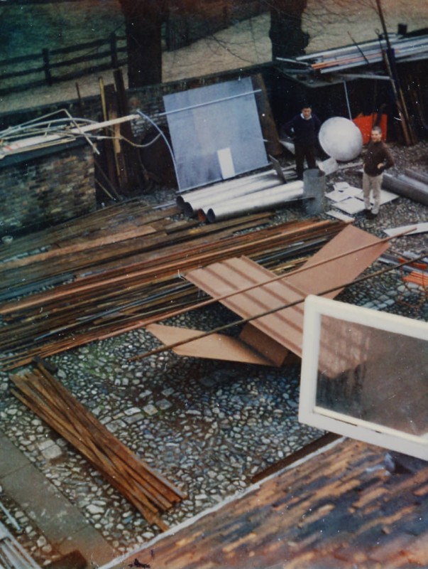in process (ca. 1968) in the courtyard of Anthony Caro’s studio in Hampstead, London. This photograph has been published previously but the sculpture in view has often been misidentified as <i>Prairie</i>